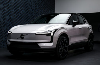 Le Volvo EX30 fait perdre 100 km d’autonomie au Volvo XC40 Recharge